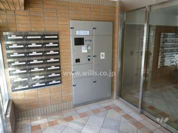 宅配ボックスと共用ポスト