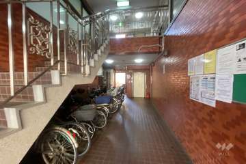 屋内に設けられた駐輪場