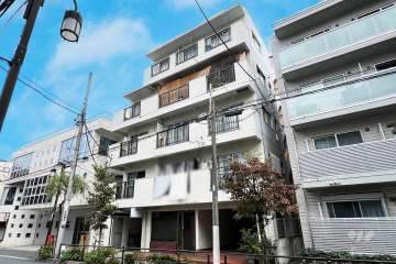 中野オリンピックマンションの外観（南西側から）