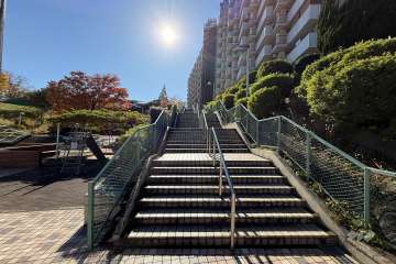 エントランスアプローチ　