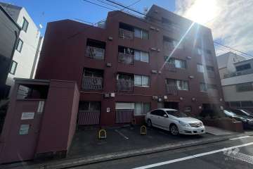 日興パレス中野の外観（北西側から）