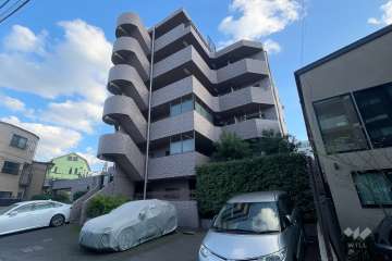 ロイヤルパレス東中野の外観（北西側から）