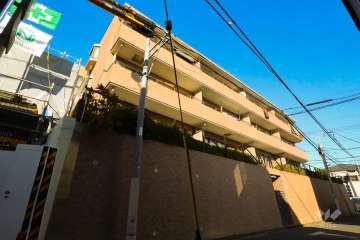 クレスト落合の外観(南西側から)