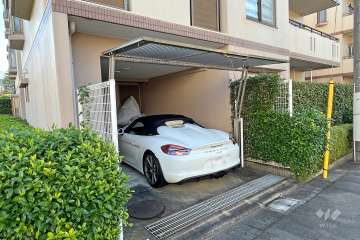 敷地内駐車場（屋内平面式）