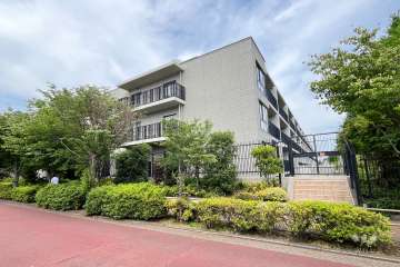 ザ・パークハウス上鷺宮の外観（南西側から）