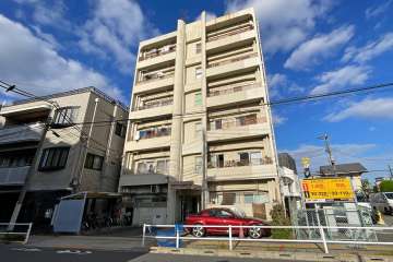 フラワーレヂデンスの外観（南西側から）