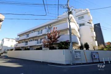 パシフィックニュー中野の外観(西側から)