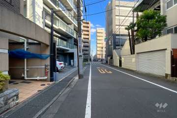 敷地南西側の前面道路　