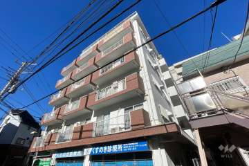 ヴィラ・セレーナ中野の外観（南東側から）