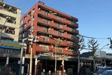 プラム鍋横の外観（南側から）