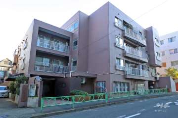 東中野ダイヤモンドマンションの外観（北西側から）