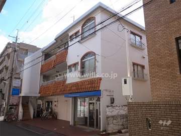 寿ハイツの外観（北西側から）