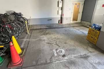 敷地内駐車場（屋内平面式）