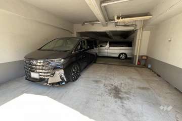 敷地内駐車場（屋内平面式）