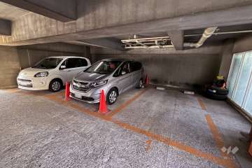 敷地内駐車場（屋内平面式）