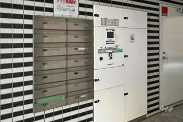 宅配ボックスと共用ポスト