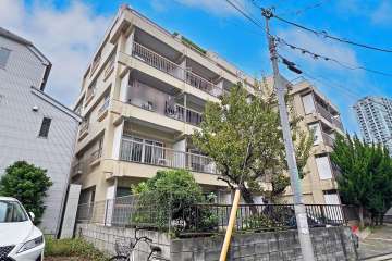 中野第一コーポの外観（南東側から）