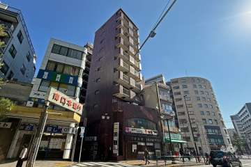 プロスペアー中野の外観（北西側から）