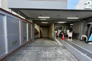 駐車場の出入り口