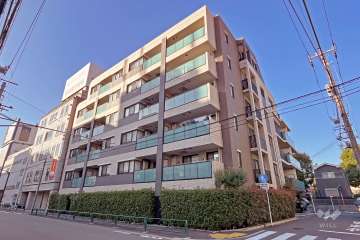 オープンレジデンシア中野の外観（南東側から）