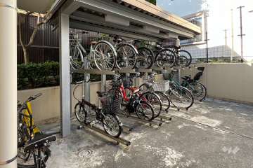 駐輪場（屋根付き）