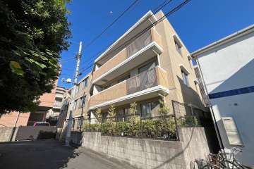 中野文園パークハウスの外観（南西側から）