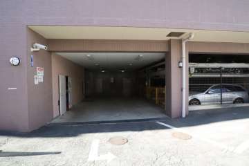 敷地内駐車場（屋内機械式）