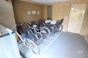 駐輪場