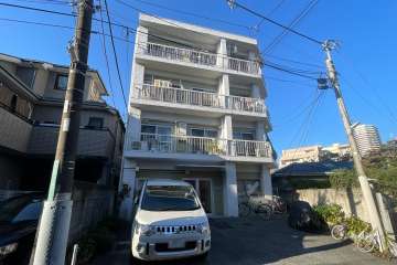 東中野第一マンションの外観（南西側から）