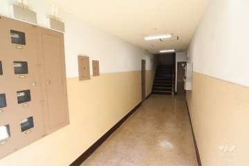 エントランスホール