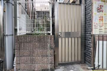 敷地部分にある駐輪場