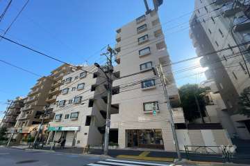 マートルコート東中野の外観（北側から）