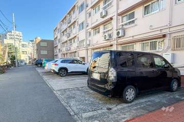 敷地内駐車場（屋外平面式）