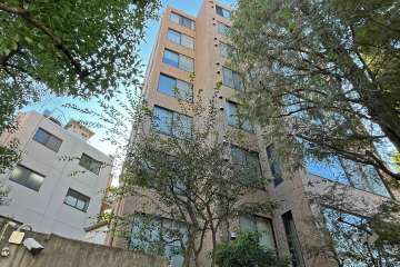 ホームズ東中野の外観（北東側から）