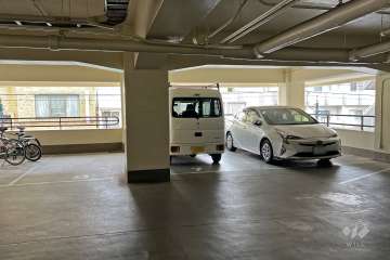 敷地内駐車場（屋内平面式）