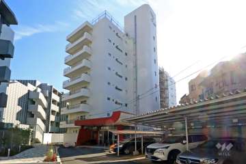 ヴィラロイヤル東中野の外観(北西側から)