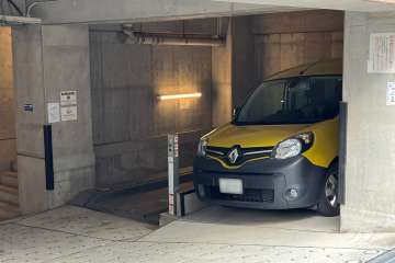 敷地内駐車場（屋内平面式）