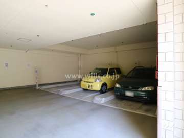 敷地内駐車場（屋内機械式）