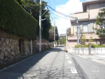 周辺の街並み