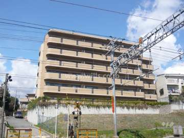 夙川松園町アーバンライフの外観（南から）