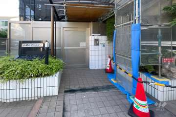 エントランス　