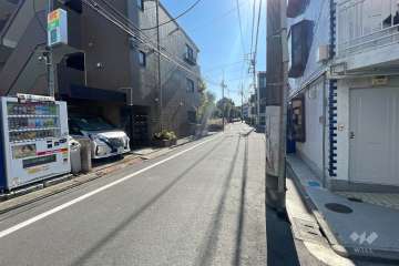 敷地東側の前面道路　