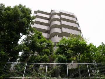 プリオーレ苦楽園の外観（南側から）