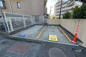 敷地内駐車場（カーシェア用）