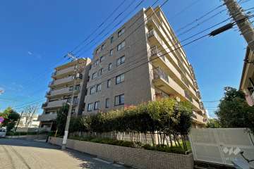 中野方南町グランドハイツの外観（南西側から）