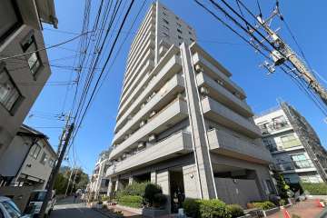 センチュリー中野南台の外観（南東側から）