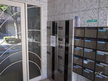 宅配ボックスと共用ポスト