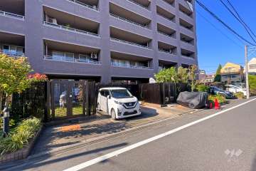 敷地内駐車場（屋外平面式）