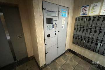 宅配ボックスと共用ポスト