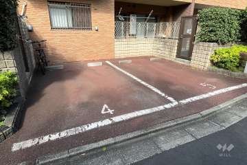 敷地内駐車場（屋外平面式）